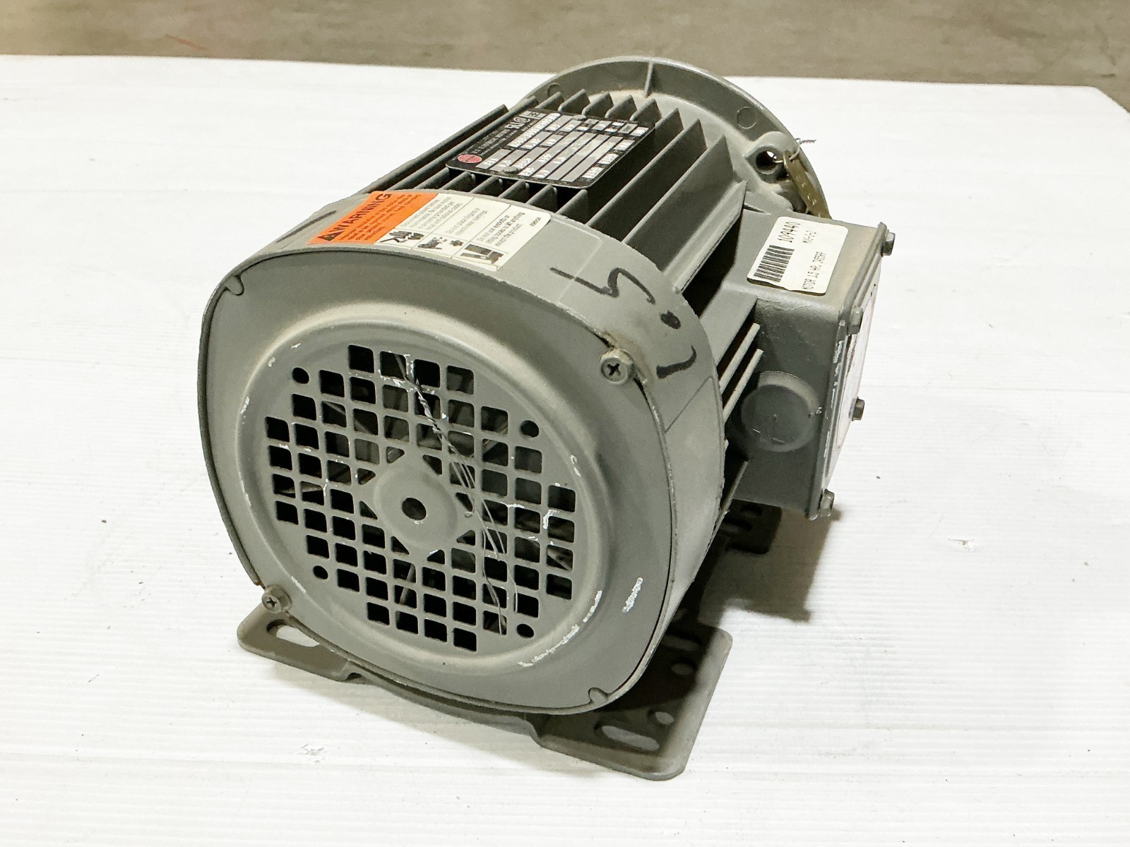 US Electrical Motors H569-Z07Z1500219M Electric Motor 1.5HP 575V 3440RPM 3PH 56C