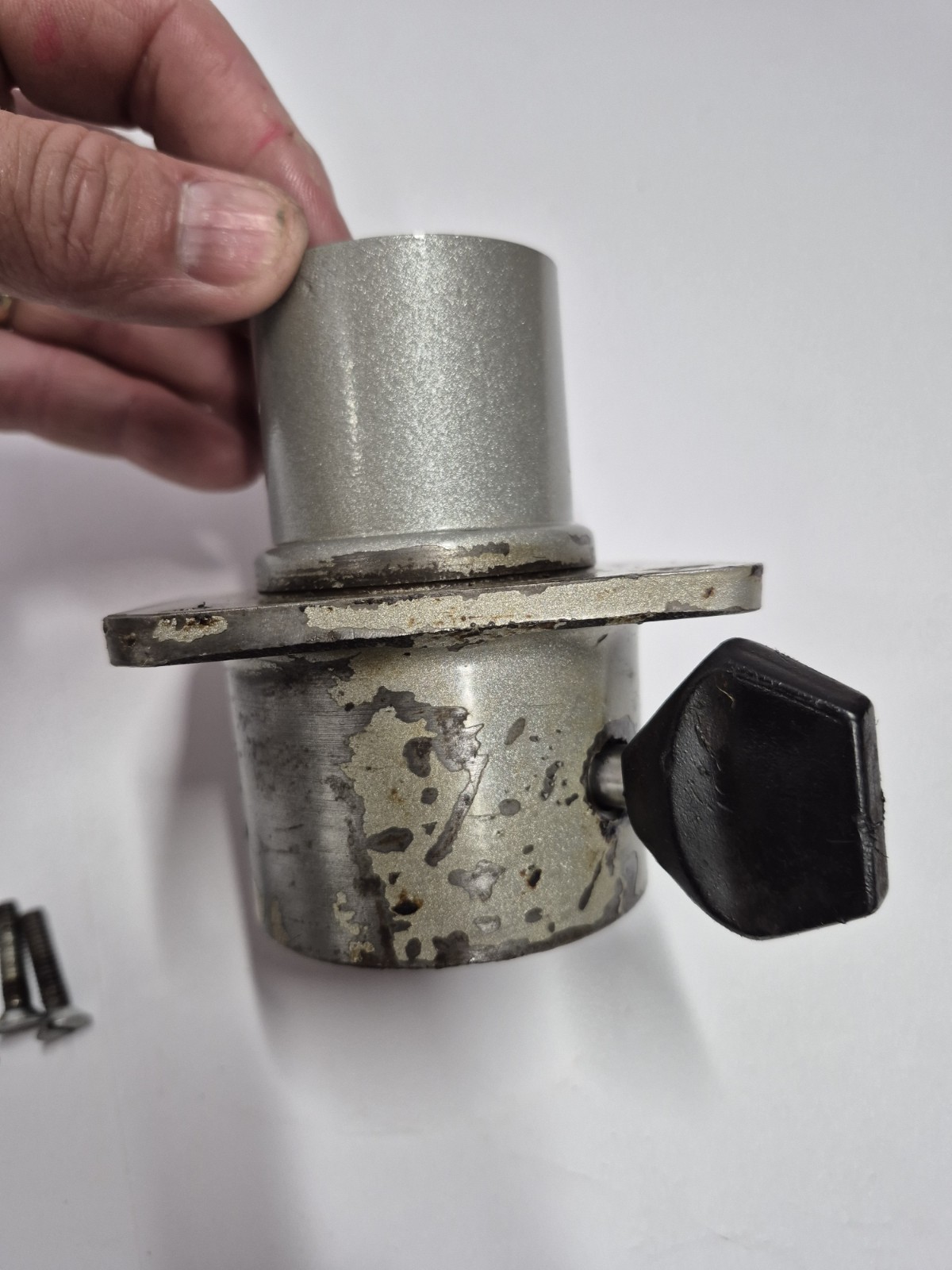 Hobart 20qt Mixer Hub Attachment – A200 – Part# 435047-4