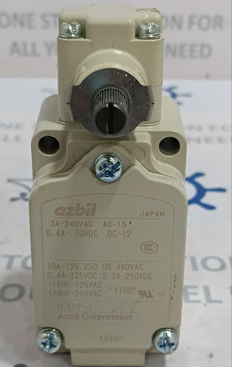 Azbil 1LS19-J Limit Switch with Roller Lever 3A 240VAC AC-15, 0.4A 30VDC DC-12