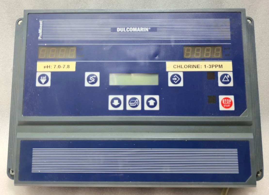 DULCO MARINE PROMINENT FLUID CONTROL DCMB 0W00000E30 SR NO.99018362-040599 230V