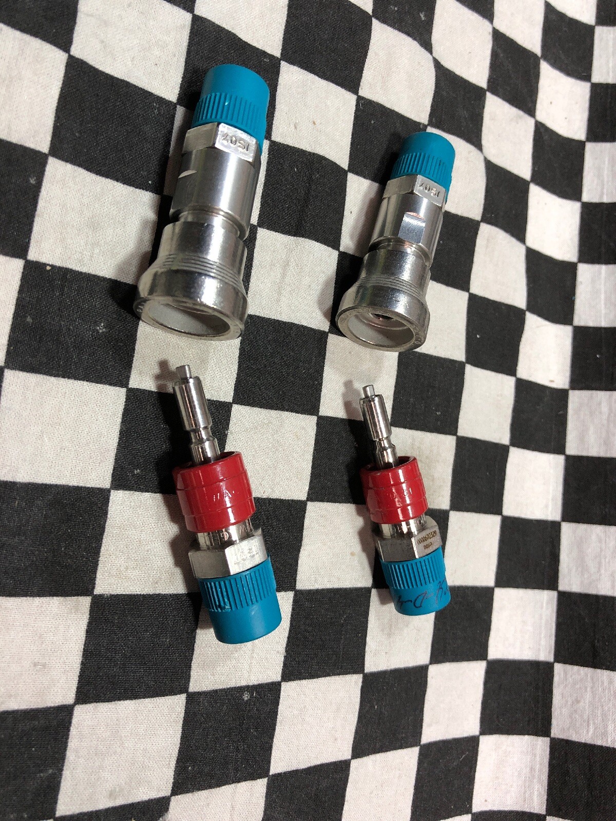 2x Swagelok SS-QC4-B-4MT & SS-QC4-D-4MT, Quick Connect 1/4” ShipSameDay#118N4