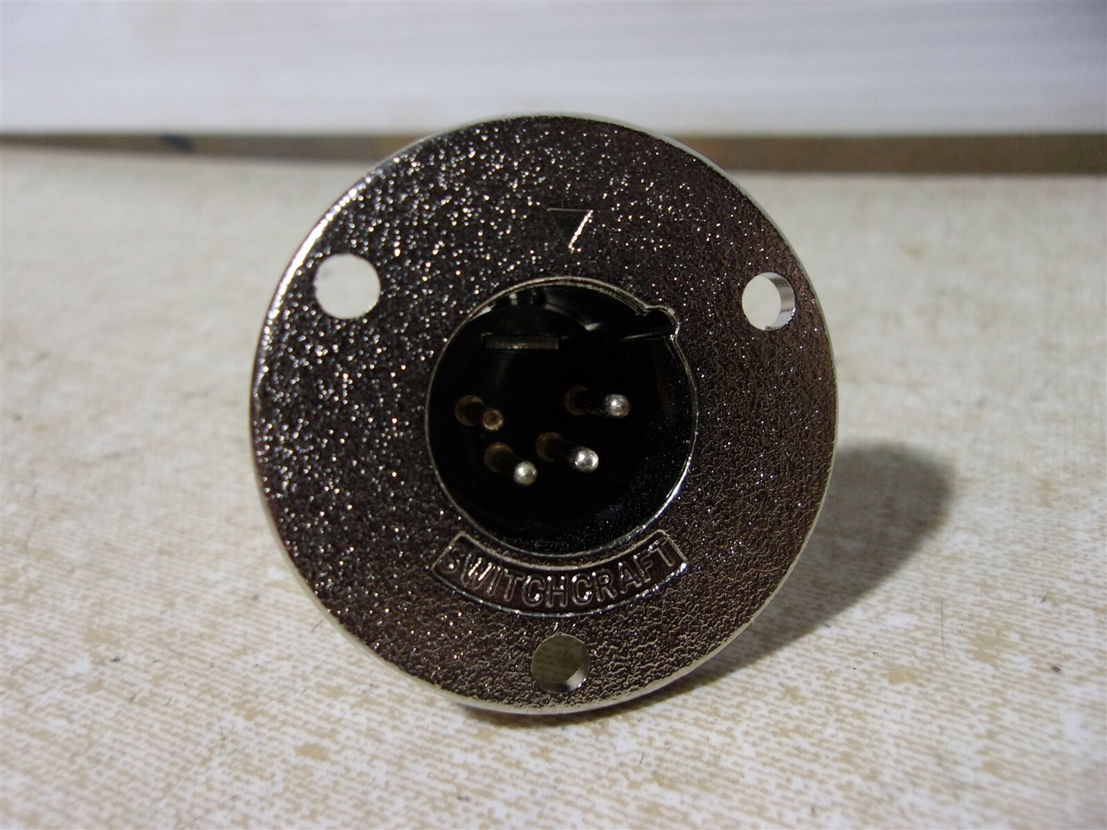 NEW Switchcraft 4-Pin Male Socket Connector *FREE SHIPPING*