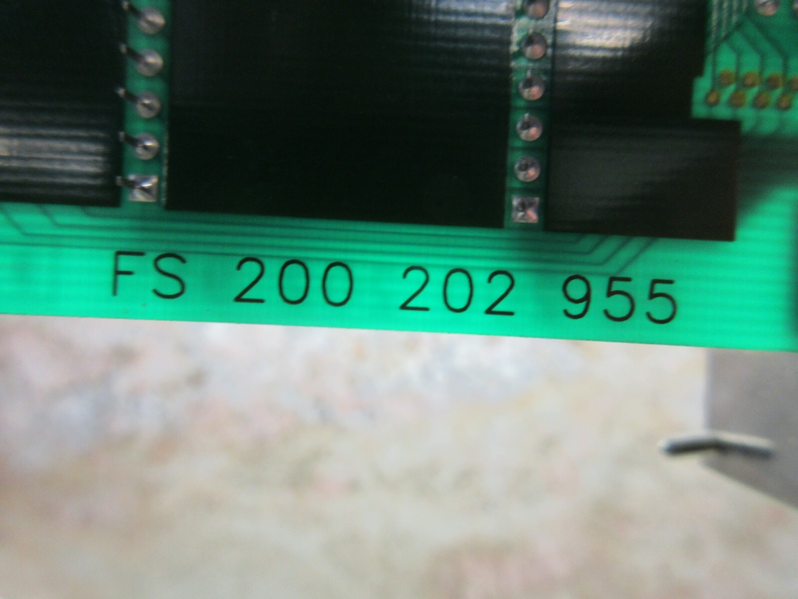 NUM INPUT BOARD DRIVE 24.0 32.1/24.0 0204203167 D 02292/005 FC 200 202 955 B