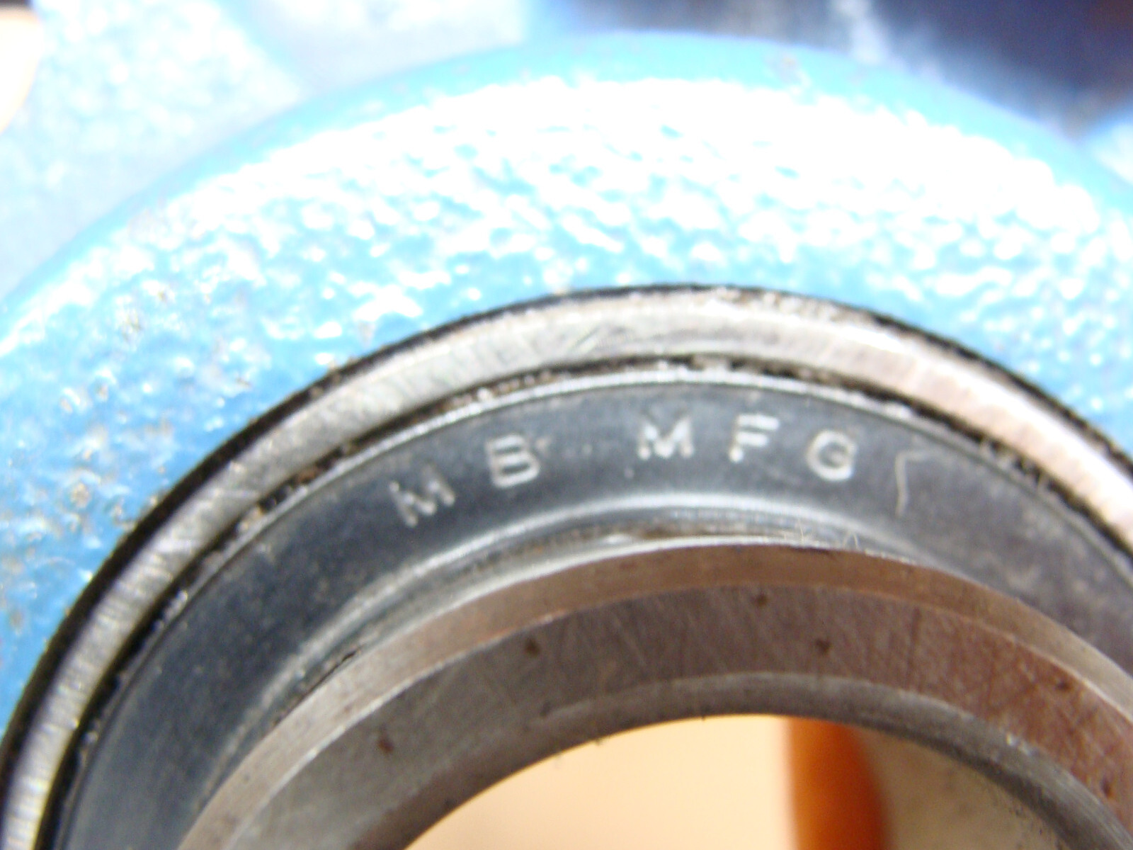 MB MFG 4 BOLT FLANGE BEARING F4-05 W/PAT 3797901 BEARING