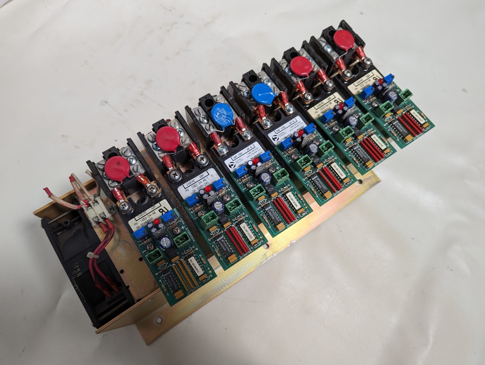 Control Concepts SCR power controller 1600-PM6-01/(4)1652-24-30-USD/(2)1652-24-4