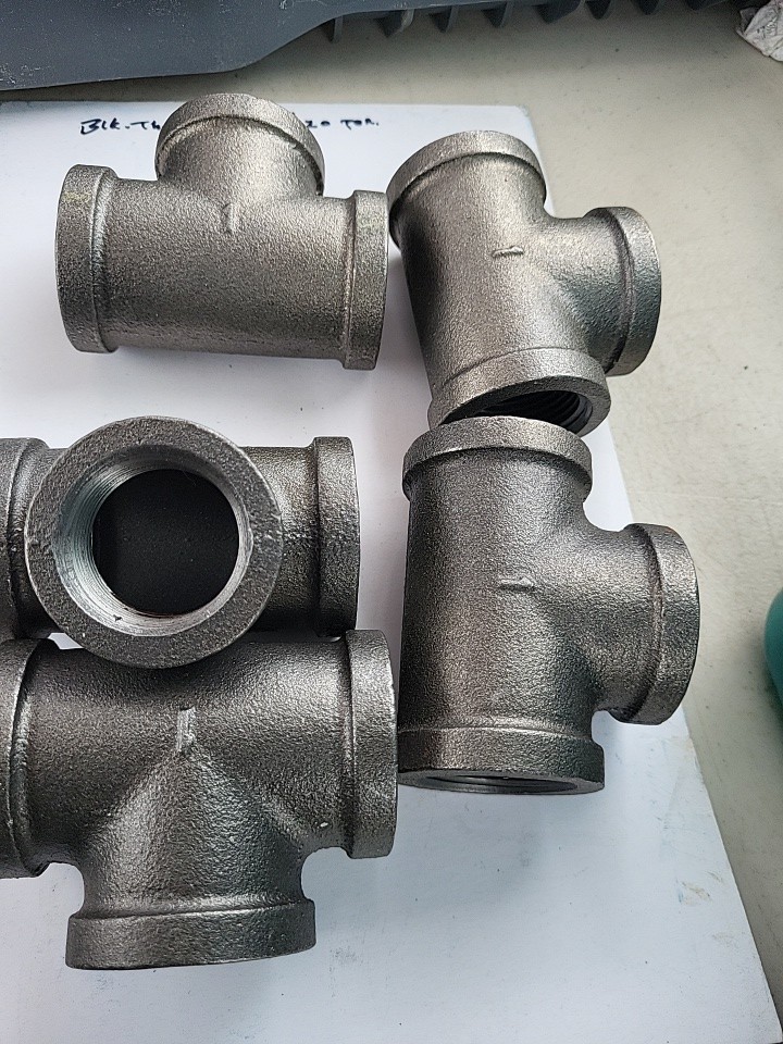 1″ Tee Pipe Fitting MI300 Iron (Pack of 5)