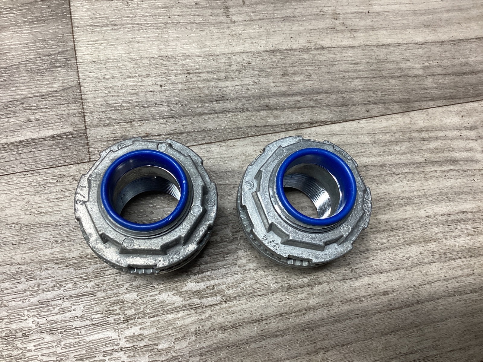 LOT OF 2 Scru-tite ST-1 1″ Hub Connector #120N60
