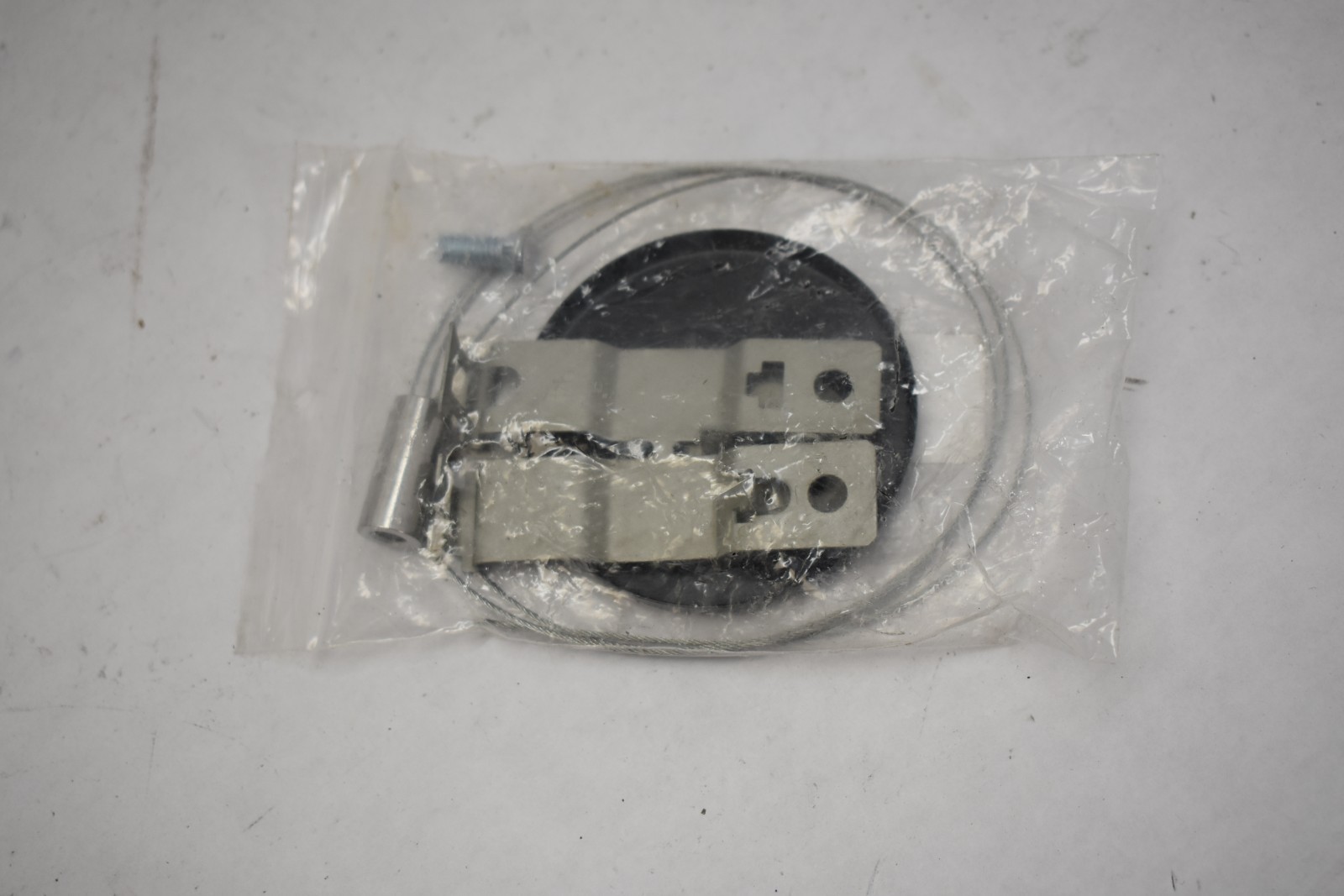 Lot of 4 Cable TB 9/16″ Mounting Kits Non Powered frm593477/0/10 MKIT-P-2.875