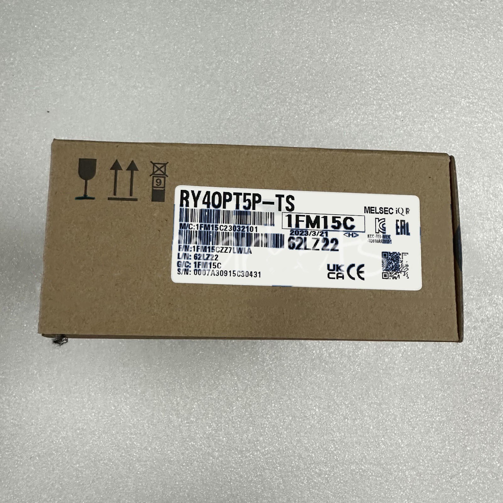 RY40PT5P-TS 1PCS NEW Mitsubishi PLC Module RY40PT5P-TS