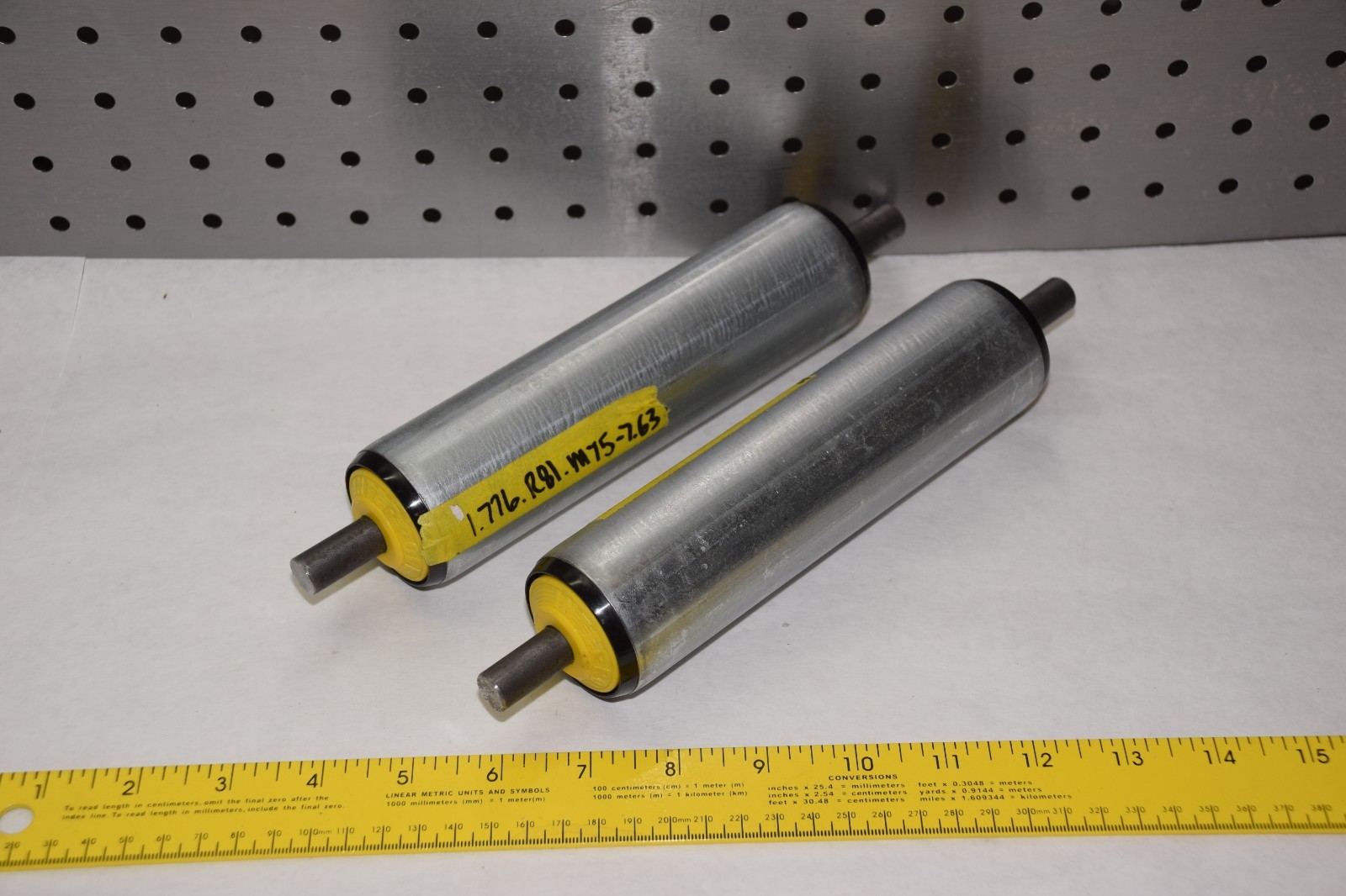 (2) INTERROLL 1.776.R81.M75-7.63 H 1-29/32″ WIDE 10″ LENGTH CONVEYOR ROLLER NEW