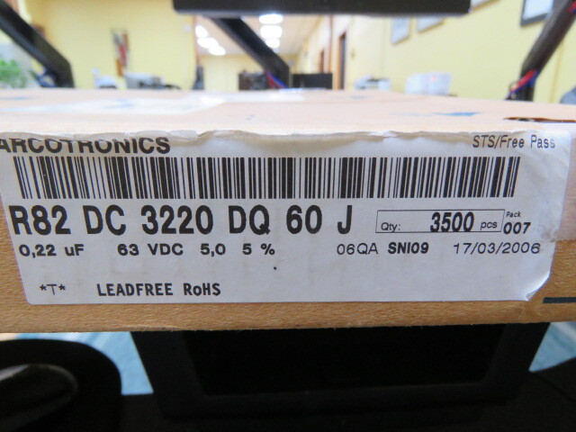 KEMET ELECTRONICS CORP R82DC3220DQ60J Qty of 100 per Lot Capacitor, Polyester M