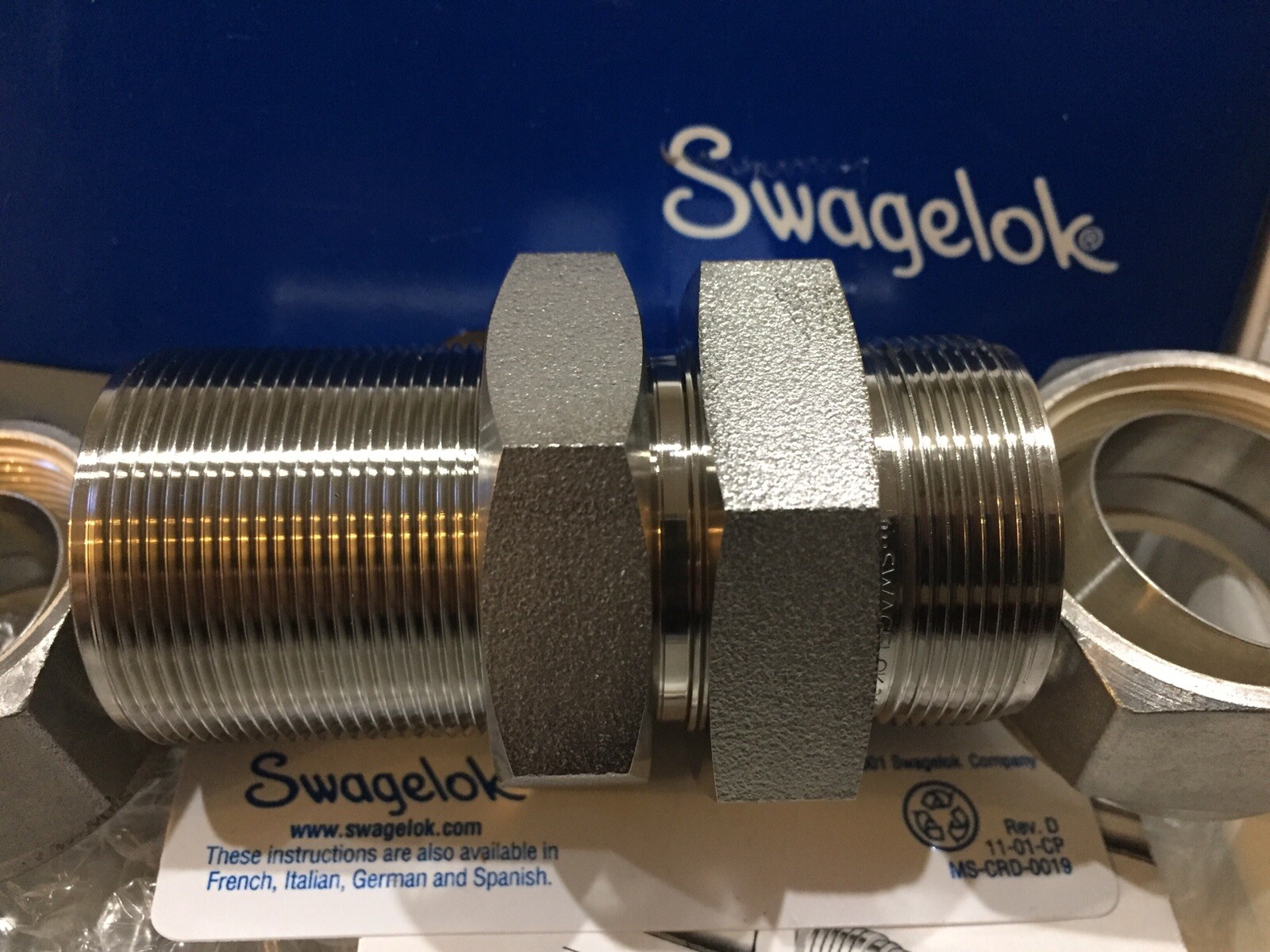 NEW SWAGELOK SS-1610-61 TUBE FITTING BULKHEAD UNION 1” TUBE OD.