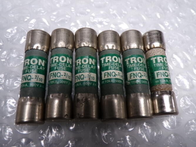TRON FNQ-2/10 FUSE LOT OF 6 NSNP