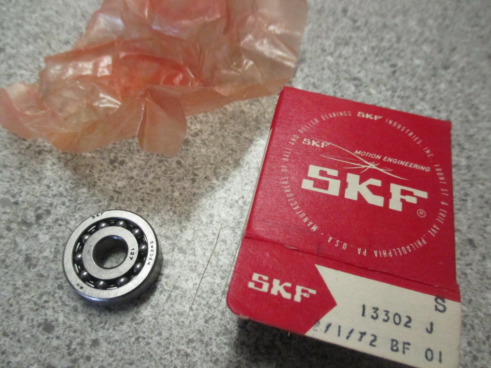 SKF 13302 127 Double Row Self Aligning Ball Bearing 7x22x7mm NIB