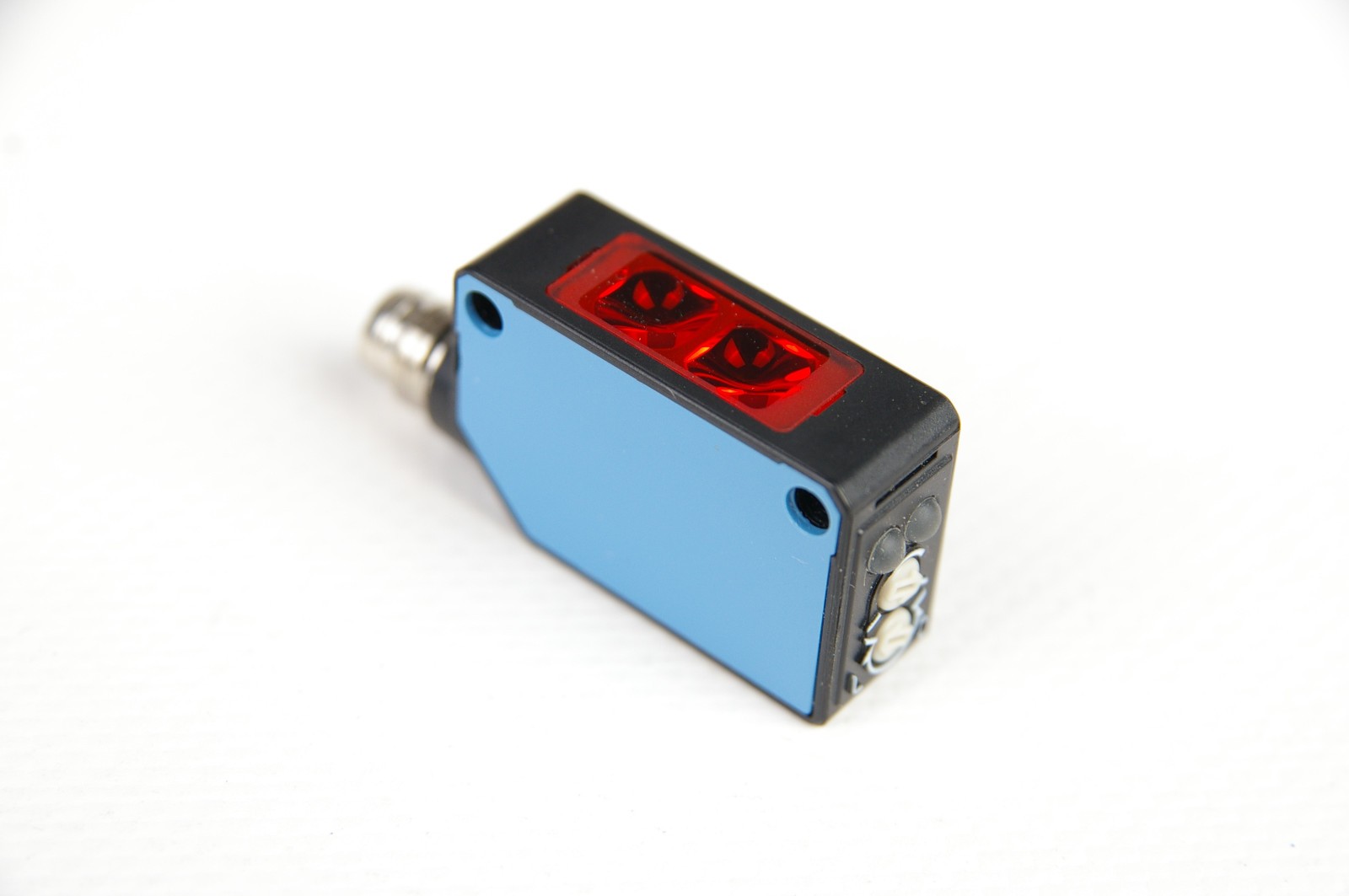 Sick WT100-2N4439 6052371 Sensor