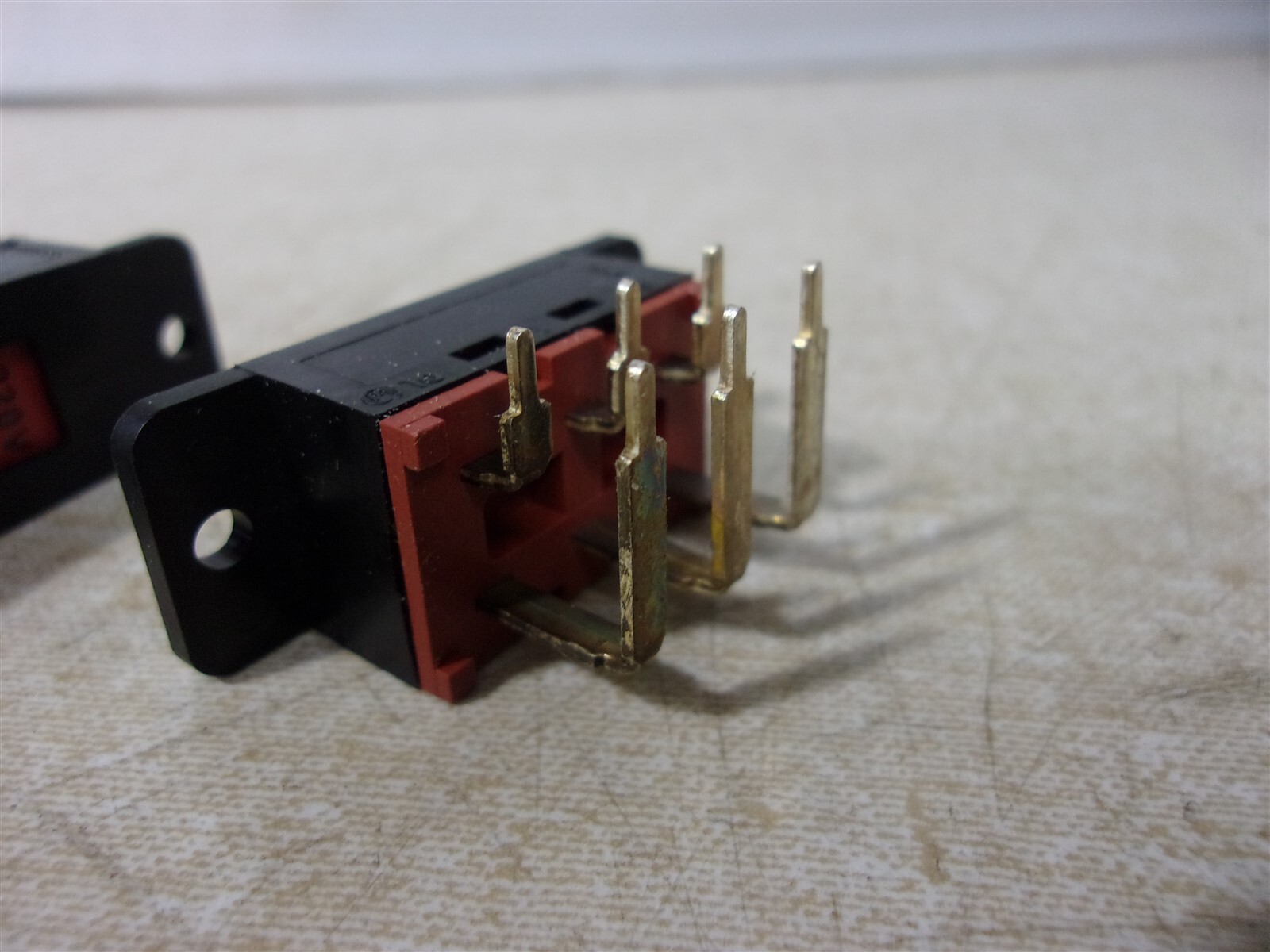 NEW Marquardt Voltage Selector Switch 115-220V, Lot of 5 *FREE SHIPPING*