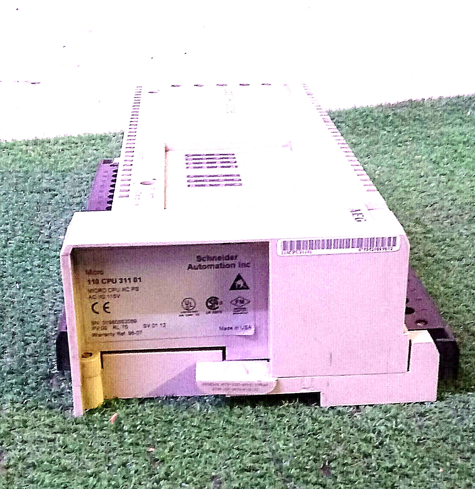 1 USED SCHNEIDER MODICON 110CPU31101 MICRO CPU AC PS AC I/O 115V **MAKE OFFER**