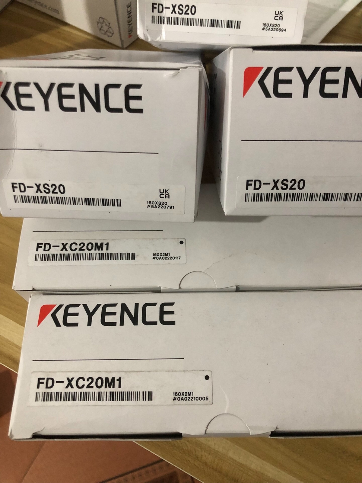 one new KEYENCE FD-XS20+FD-XC20M1 Accept counteroffer