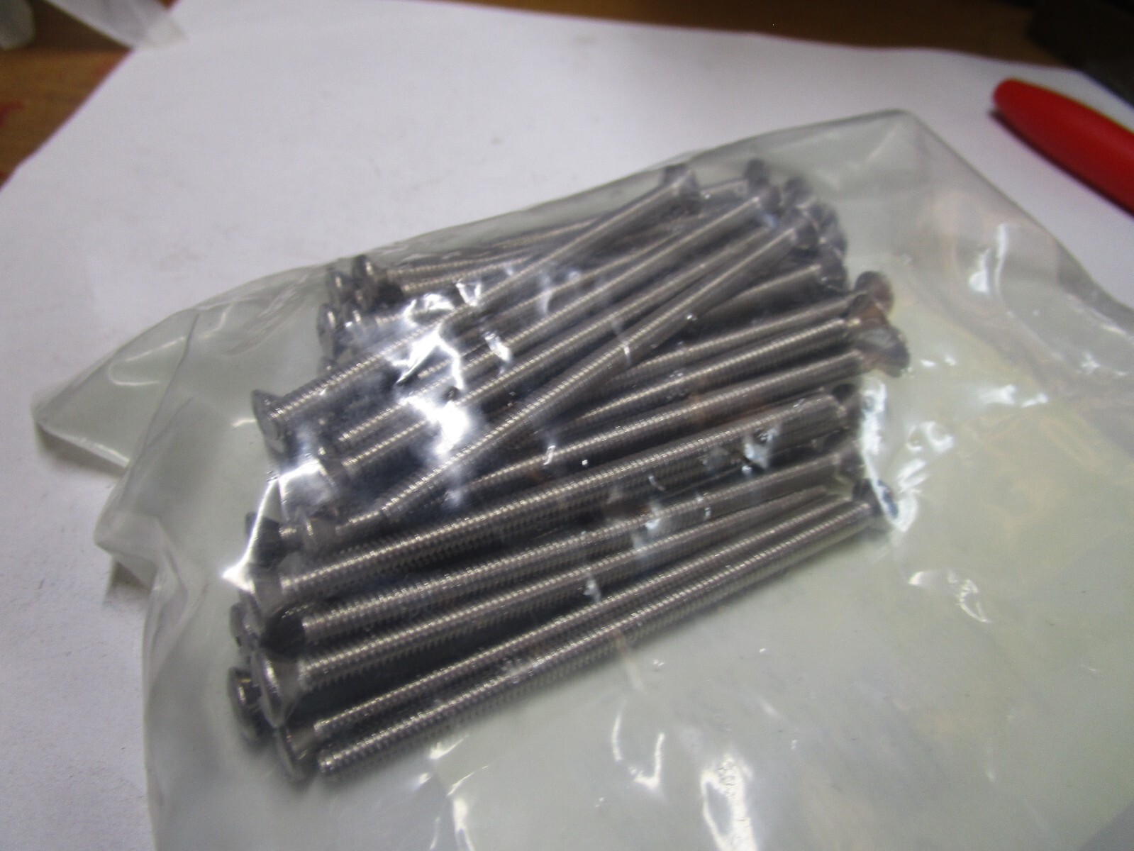 #8-32 x 3″ Phillips Oval Head Grade 18-8 Stainless Steel Machine Screw QTY 50