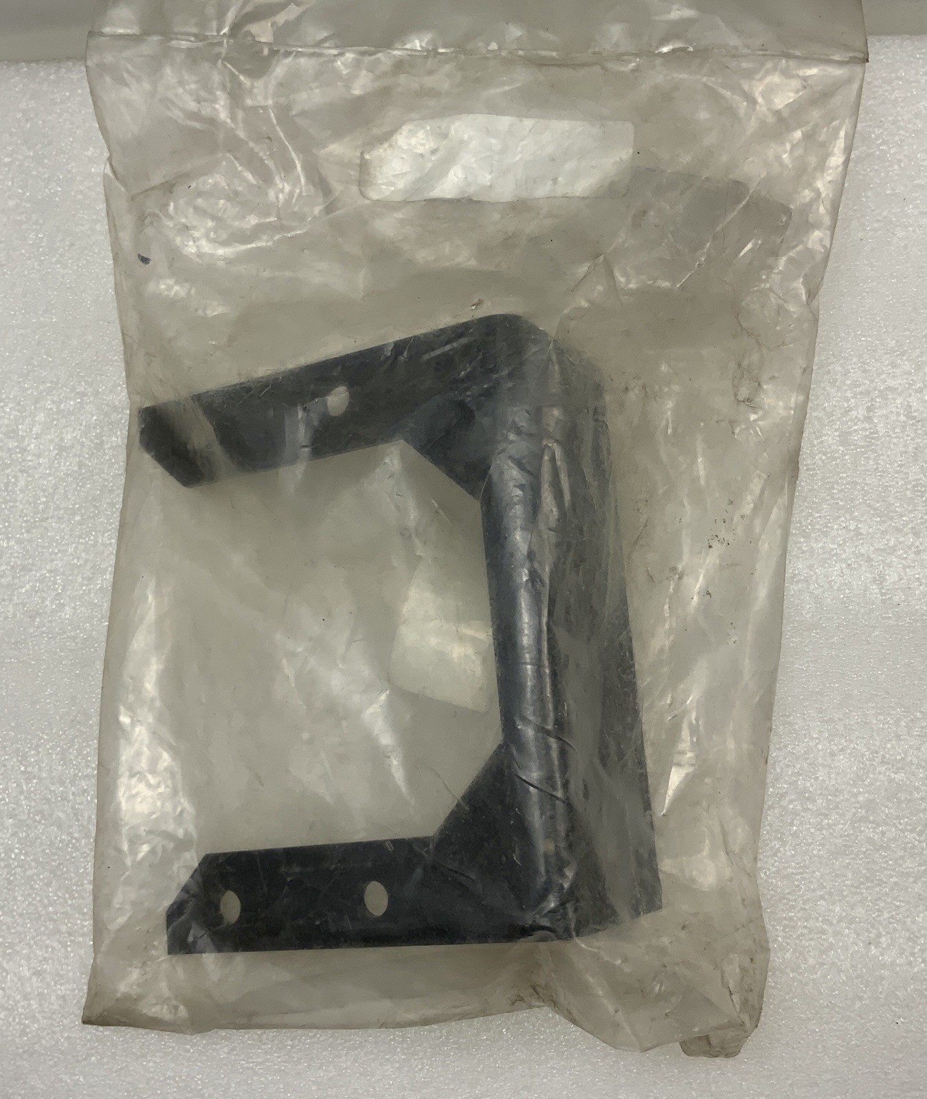 KOHLER – Bracket, Block Heater MTG (NEW) P/N: KOH GM78546