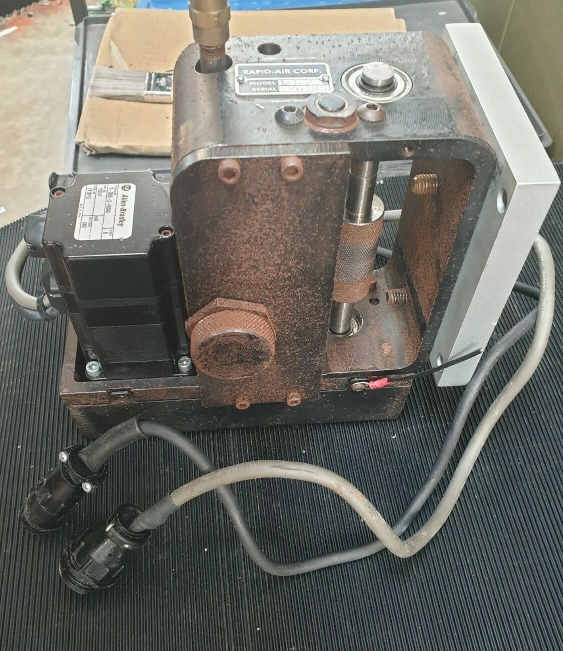 RAPID-AIR CORP MS2 W/ ALLEN BRADLEY Y-2006-2-H00AA B MOTOR (R3S10.4)