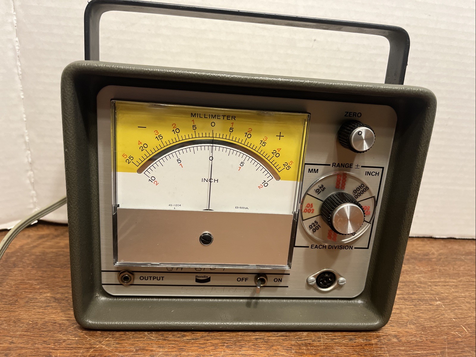 Vintage BENDIX BXT MODEL 1 Gauge Meter 115V 50/60HZ untested powers on