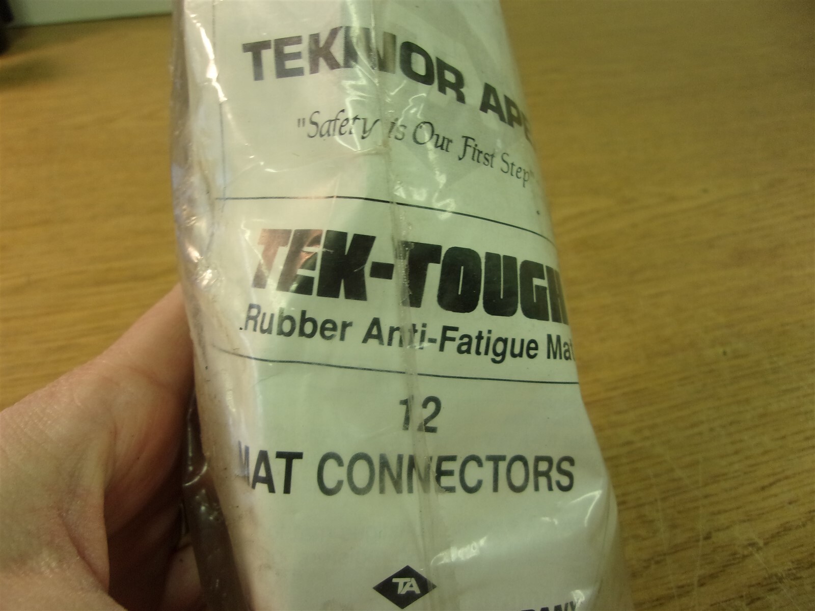 NEW Teknor Apex Tek-Tough Rubber Anti Fatigue Mat, Lot of 12 *FREE SHIPPING*