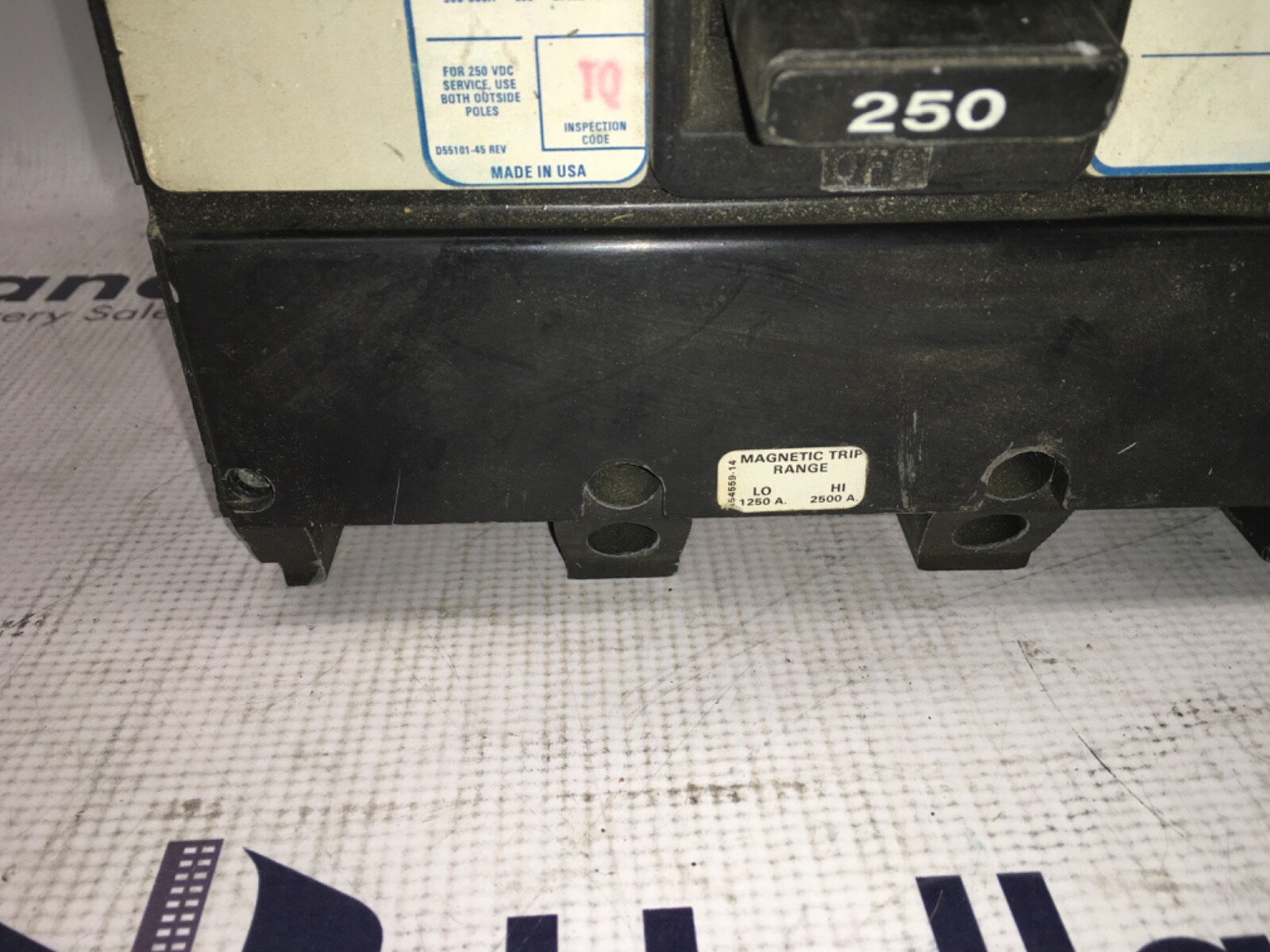 American 250amp circuit breaker, MC-1329, 3pole, 600VAC 250VDC, DR-143