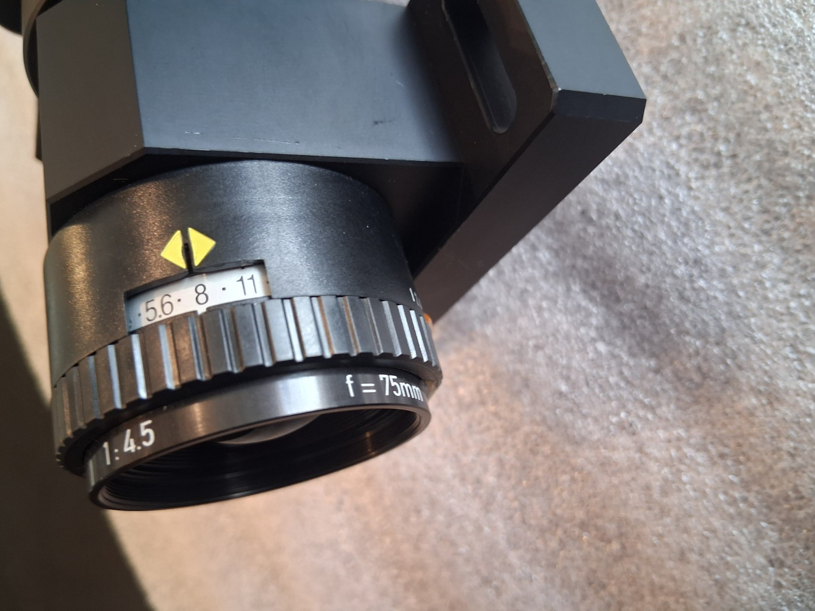 IO INDUSTRIES 4M180MCL 12VDC UNMP with lens f=75mm