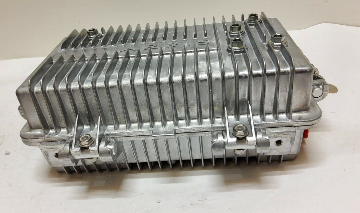 New Arris Solutions MB120-085-SX-XFX MB120 Mini Bridge 1.2 GHz RF Amplifier