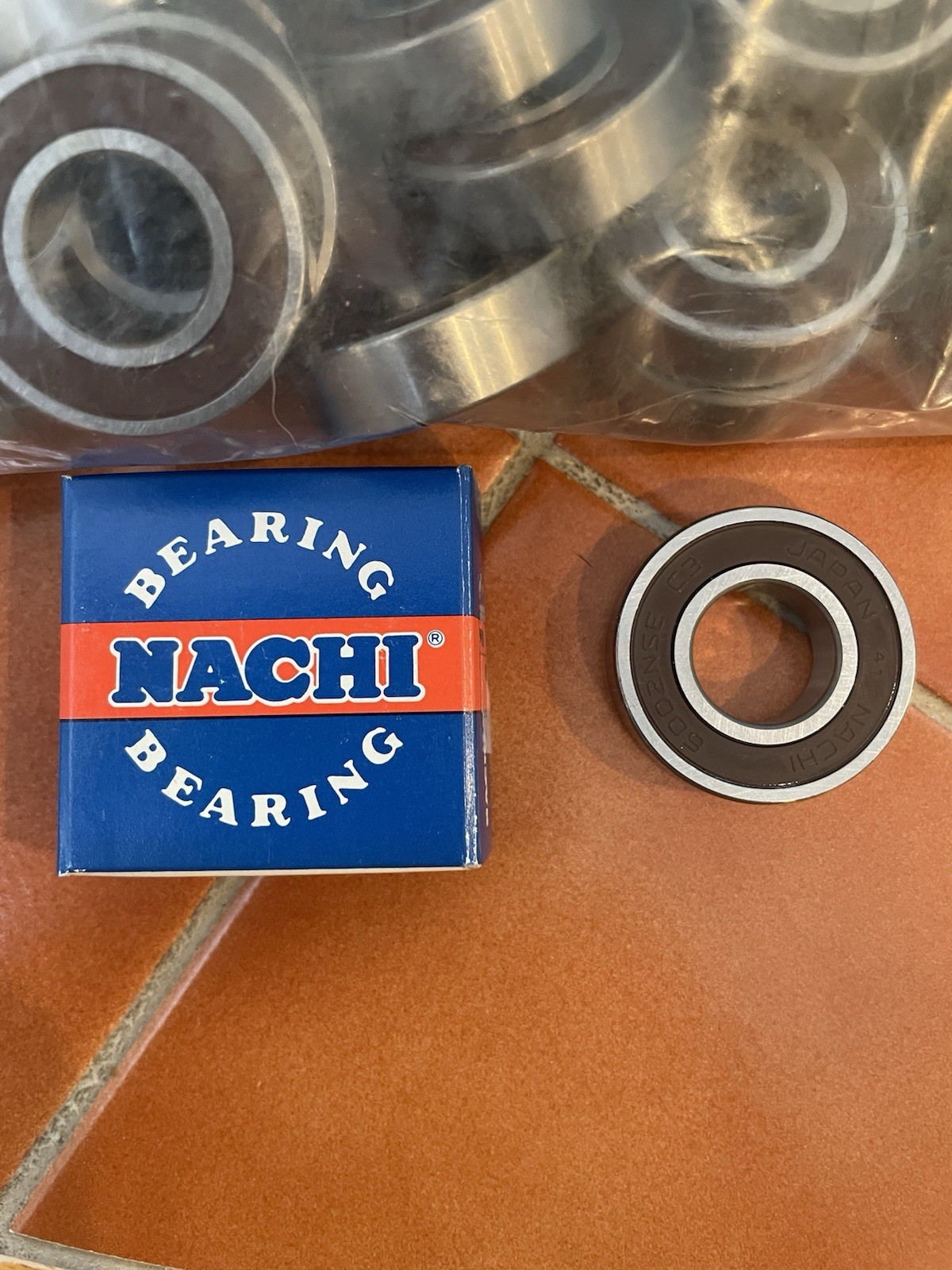 (QTY.100) Genuine NACHI 6002-NSE C3 6002-2NSE Sealed Ball Bearings 6002-2RS