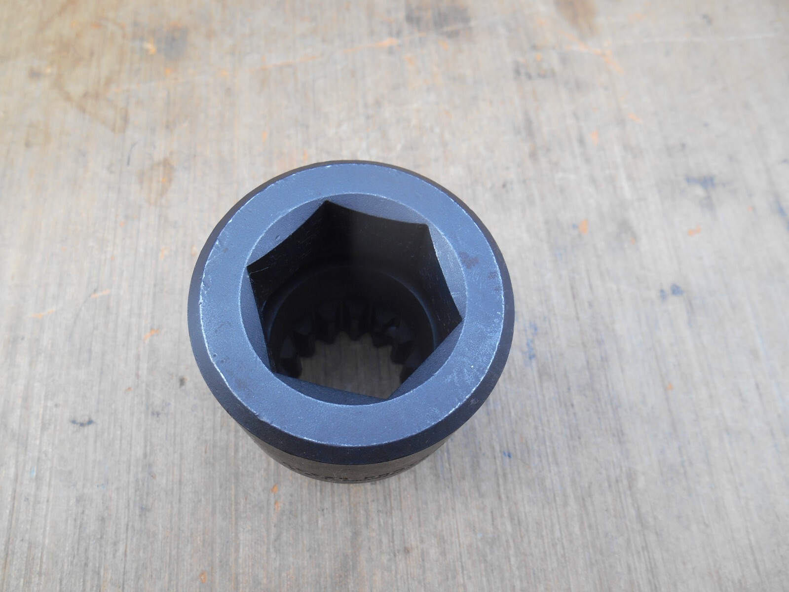 Proto 09925 1 9/16″ No. 5 spline drive socket, New