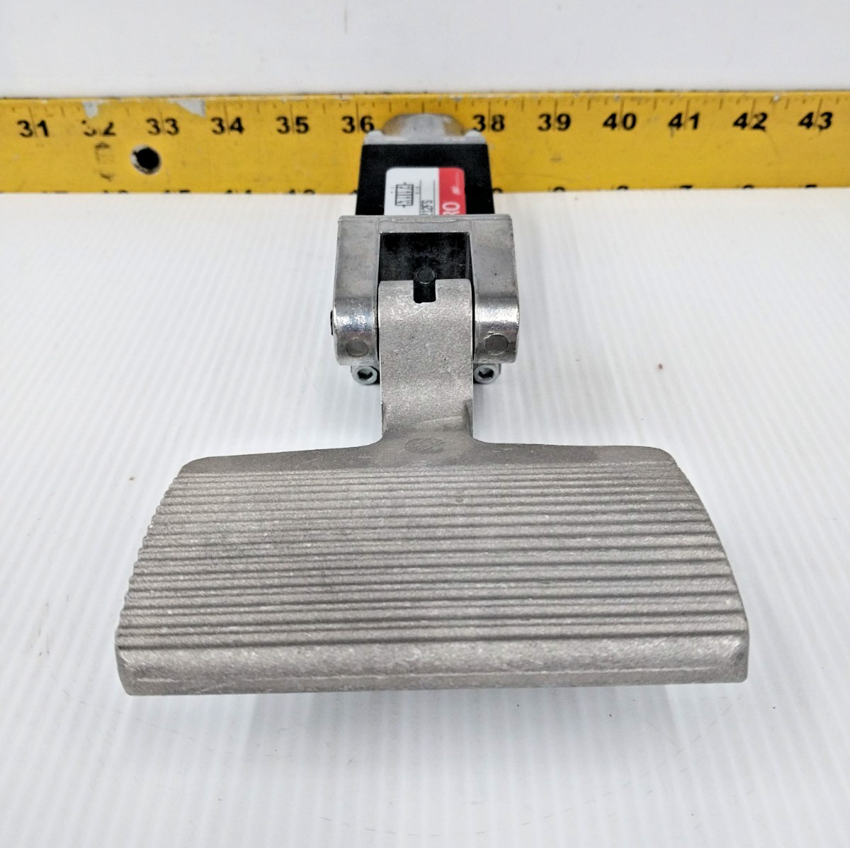 New Ingersoll Rand ARO Foot Pedal Manual Air Control Valve E212FS