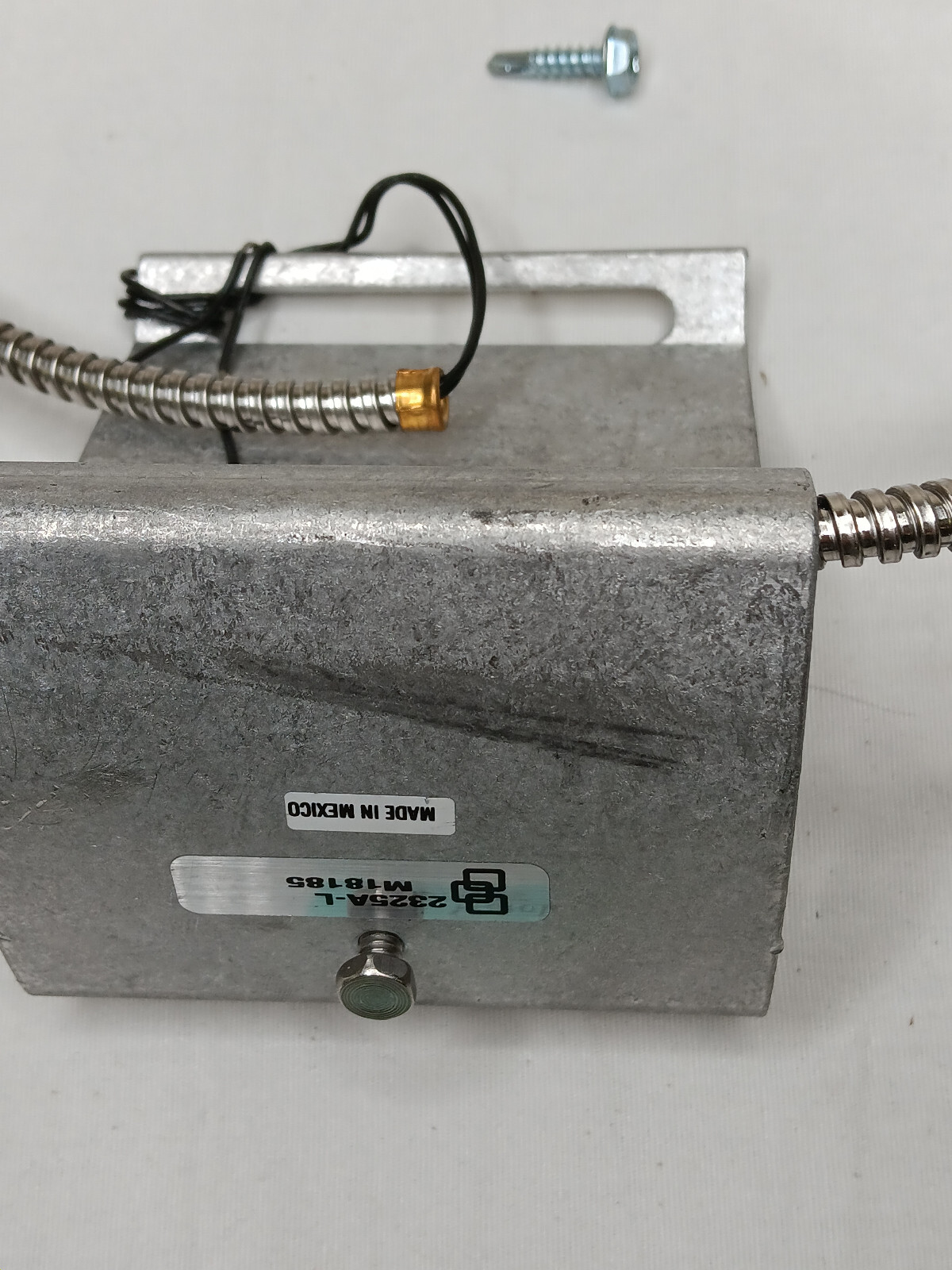 Interlogix 2325A-L Overhead Door Track Magnetic Sensor New-Old Stock
