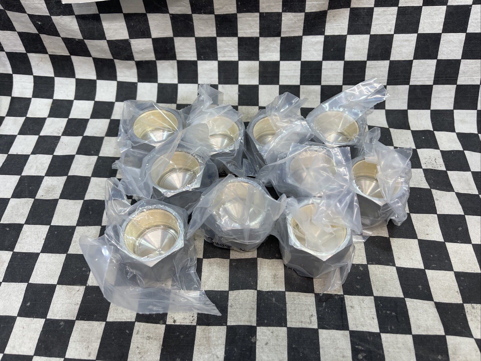 SWAGELOK SS-16-VCR-CP, SS16VCRCP, NUT 1″ VCR, LOT OF 10, SHIPSAMEDAY