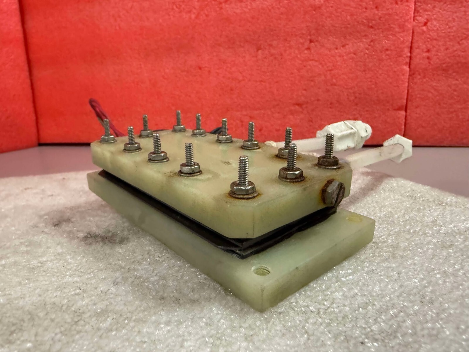 FUEL CELL STACK MEMBRANE ELECTRODE ASSEMBLY
