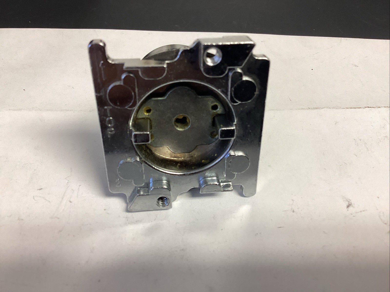 EATON 10250T103 PUSH BUTTON OPERATOR Standard Black (LPW84E)