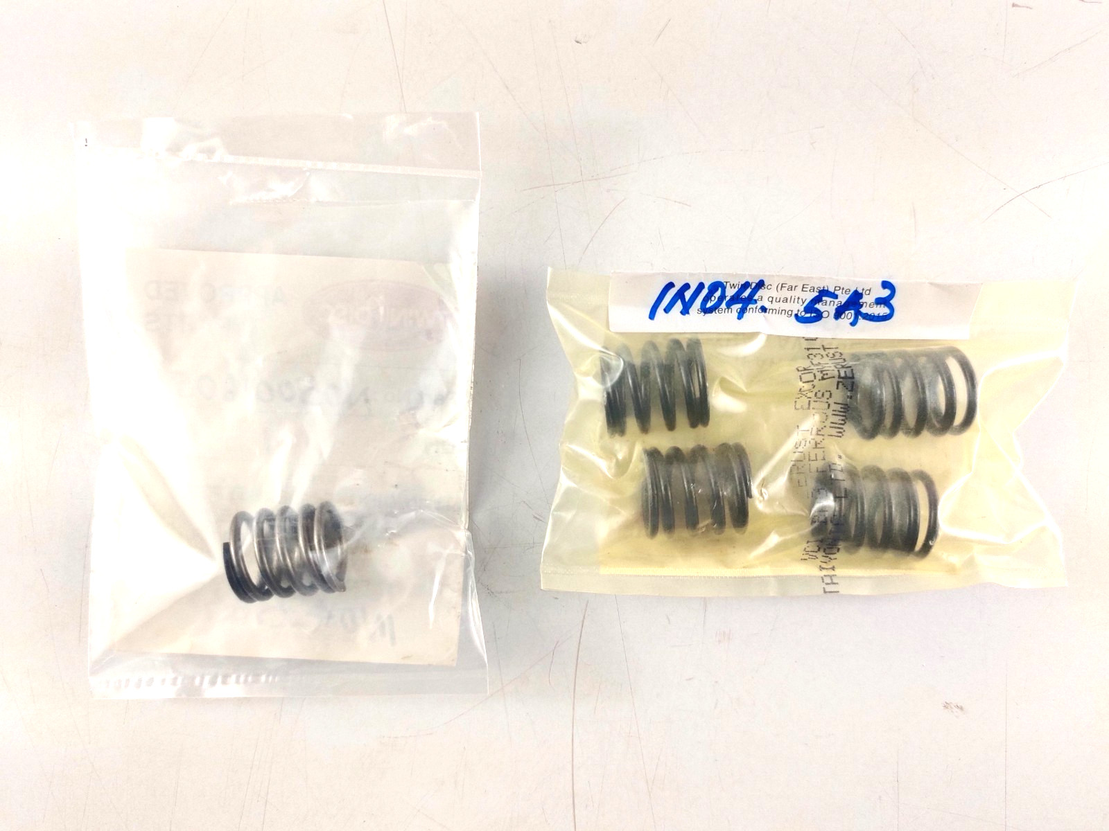 Spring P/N N050016051 For Twin Disc ( Pack of 4 )