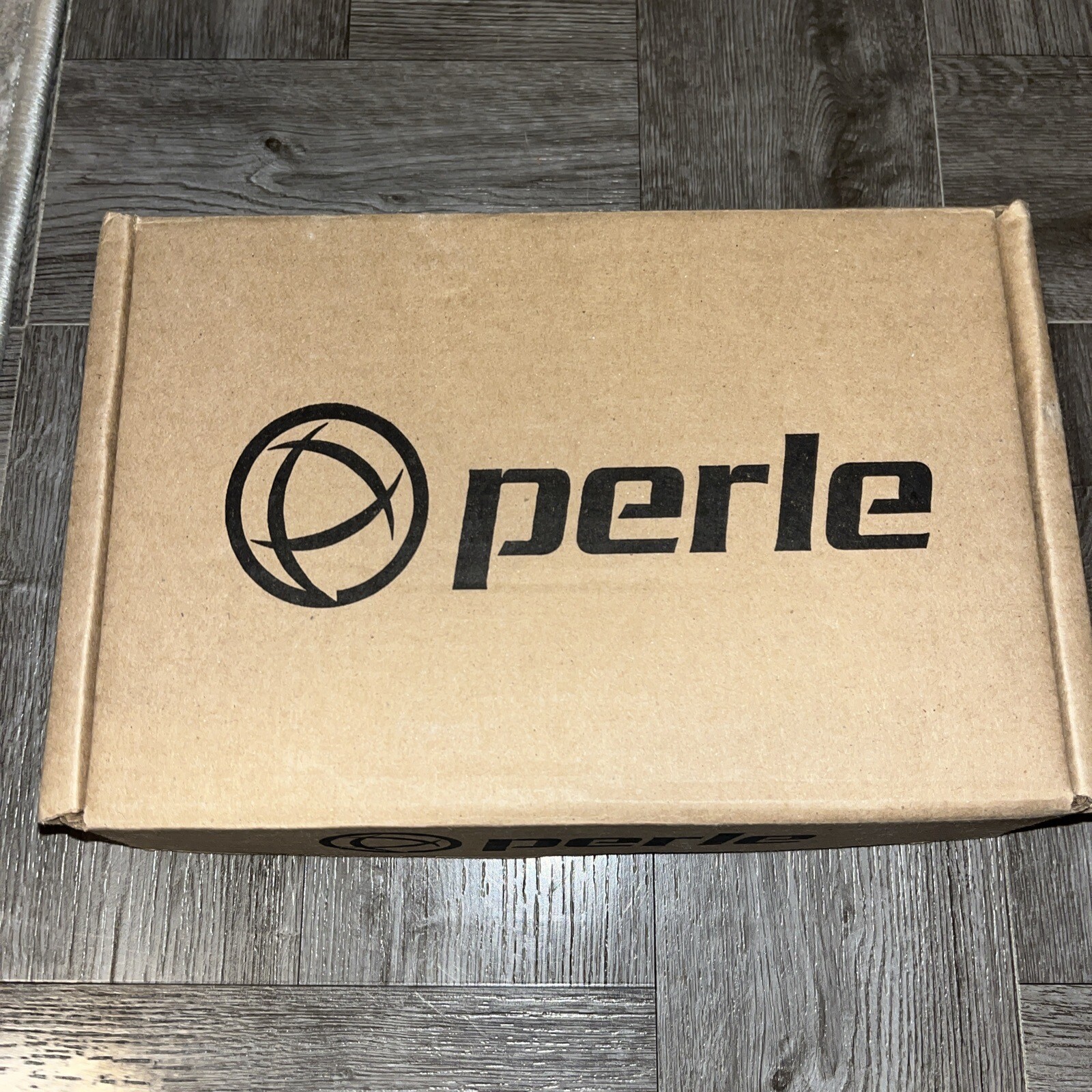 NEW IN BOX! PERLE INDUSTRIAL ETHERNET SWITCH IDS-108FPP (XT)