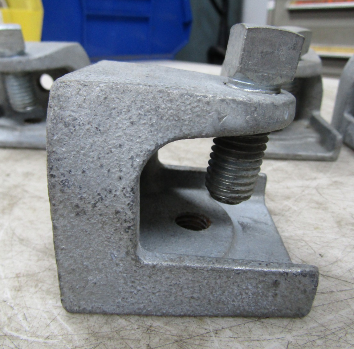 💥4) UNBRANDED 2-1/2″ BEAM CLAMPS LOT OF 4