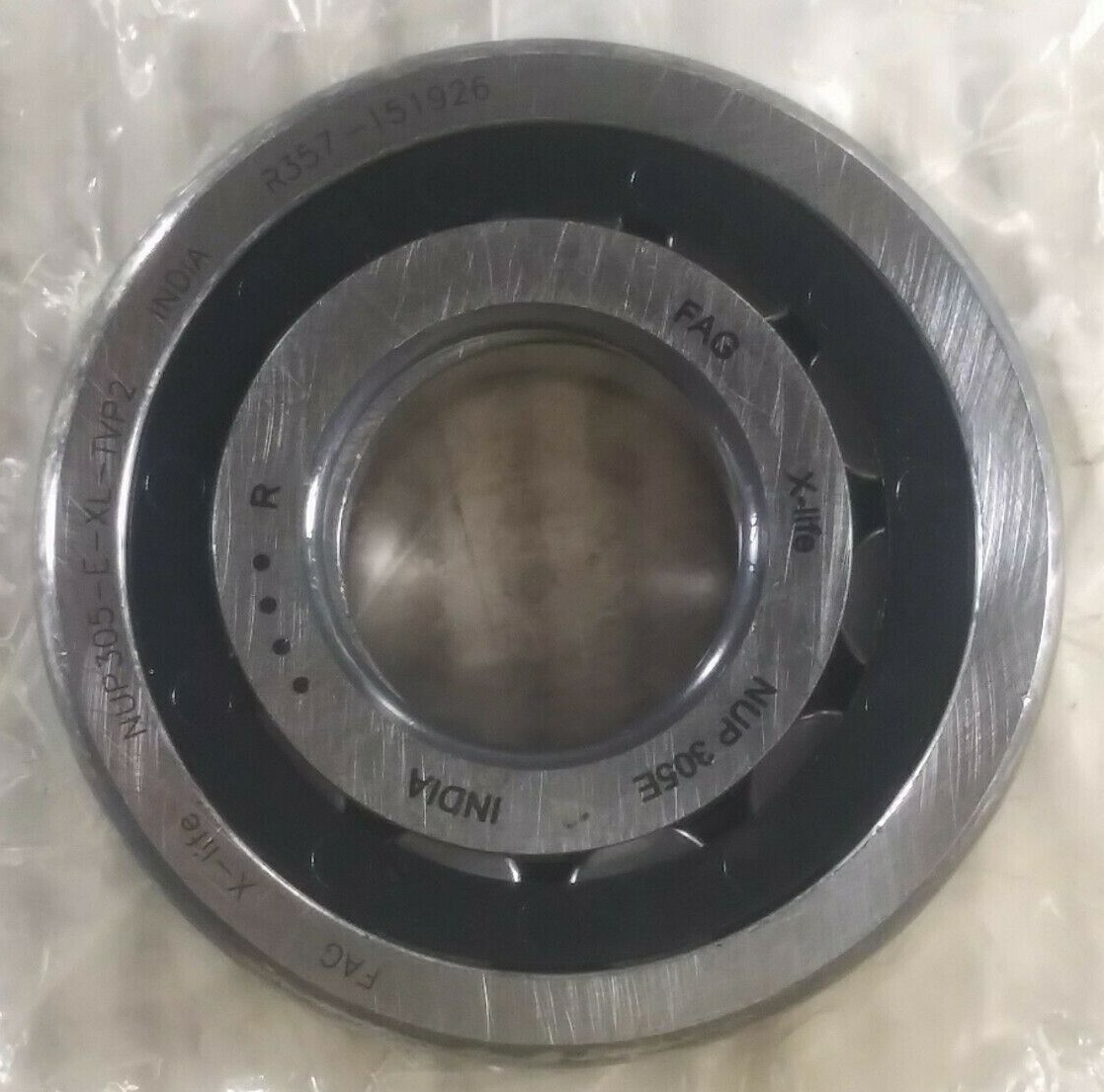 1 NEW FAG NUP305-E-XL-TVP2 CYLINDRICAL ROLLER BEARING NNB ***MAKE OFFER***