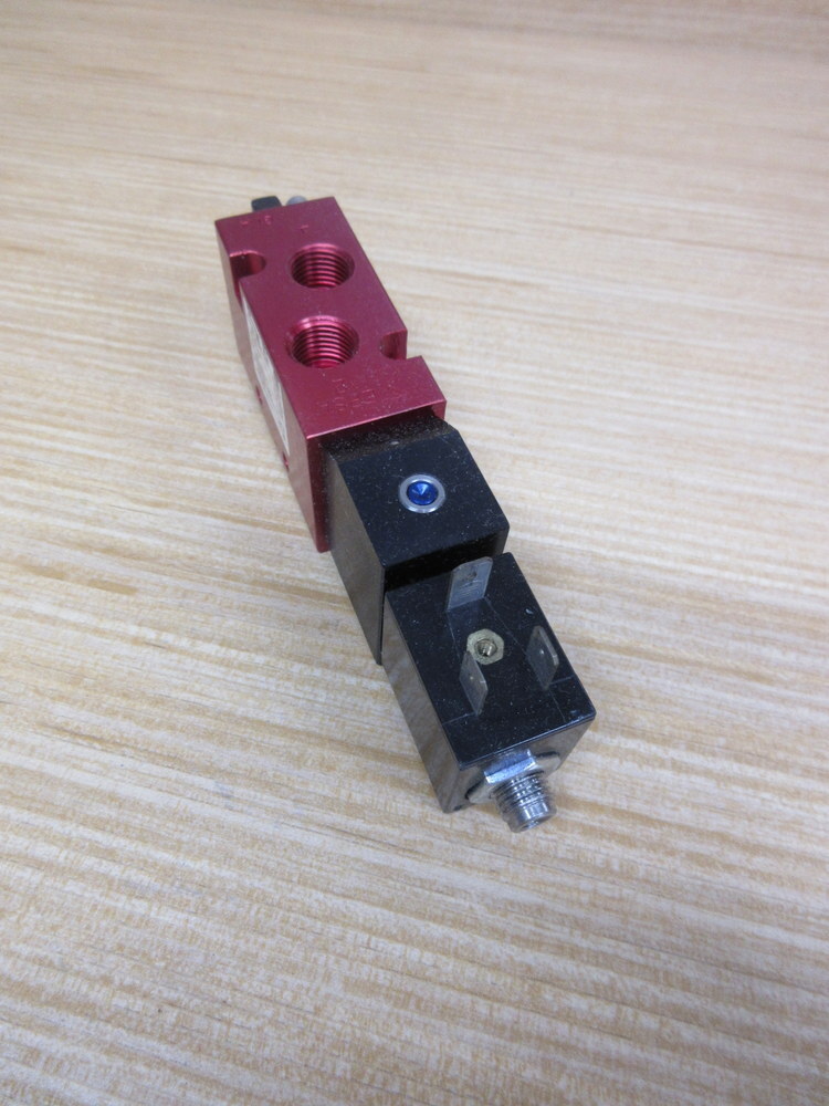 Versa CSG-4382-HC-A120 Solenoid Valve CSG4382HCA120 W/15-17034-16 Coil