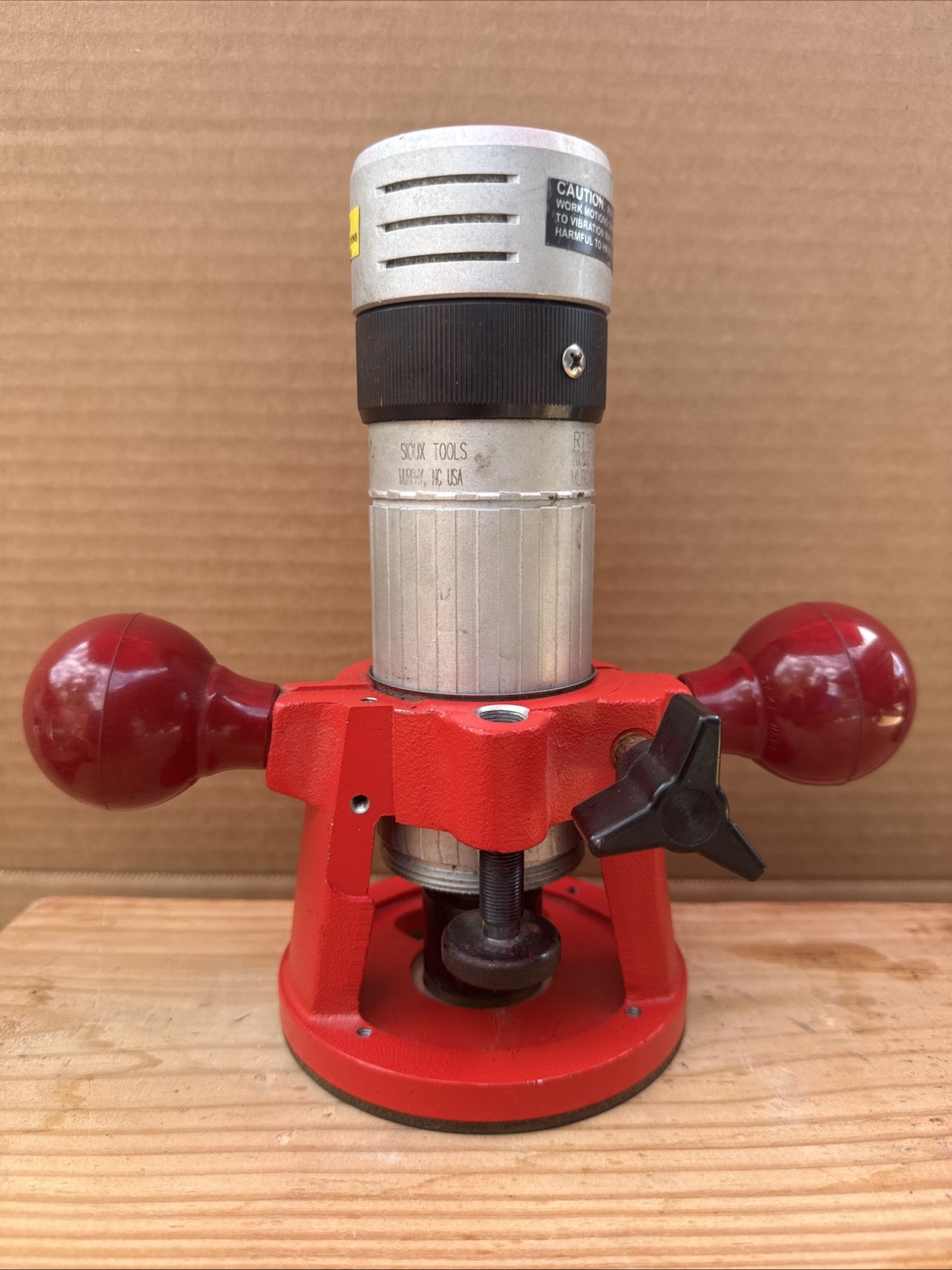 Sioux RT1981 Industrial Pneumatic Router 1.5 HP