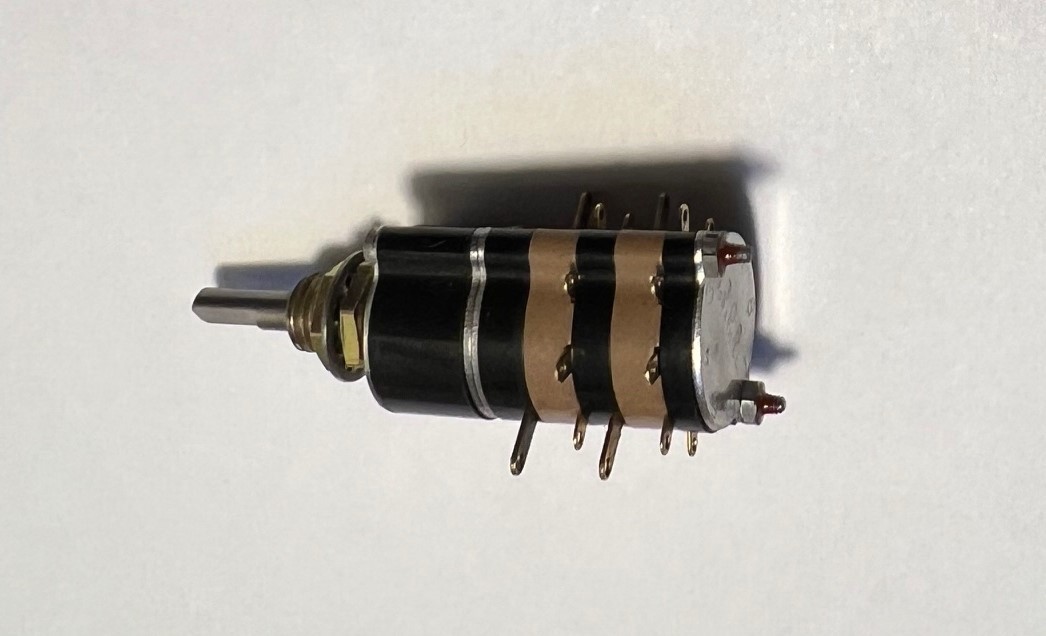GRAYHILL PN 09A45-02-2-04N Rotary Switch – 2 pole – 4 position, 2 deck