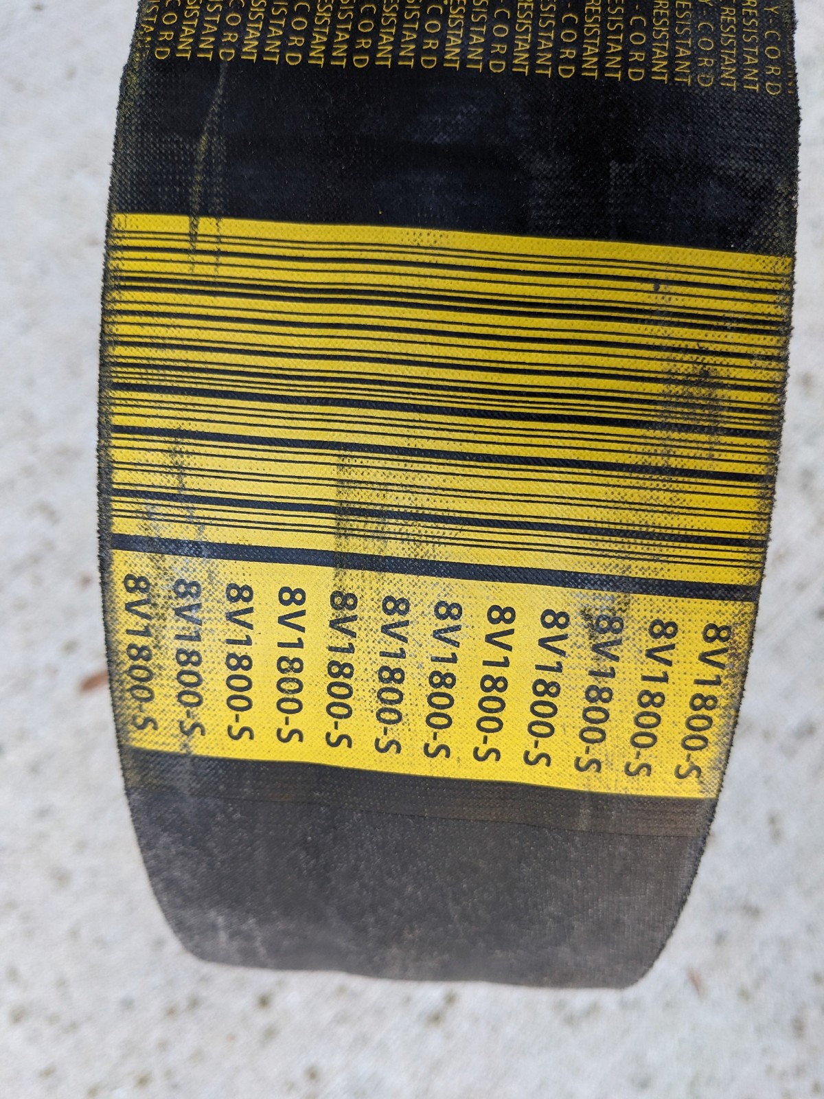 NEW 3/8V1800-Goodyear Narrow Wrapped Banded V Belt, 8V Profile, 3 Ribs, 180″