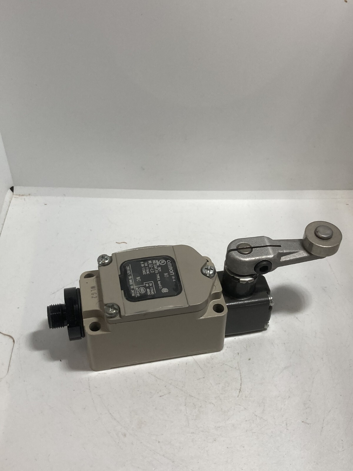 OMRON WLG2-LD LIMIT SWITCH 10A-115VAC 0.8A-115VDC NC/NO ROLLER LEVER NNB