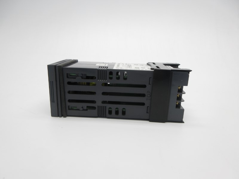 HONEYWELL DC1202-1-1-7-0-1-0-0-0 120-240VAC 2A NSNP