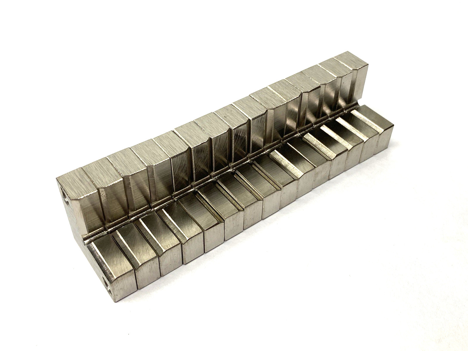 Misumi WGLMC-30-8-12 L-Shaped Guide 30 x 8 x 12mm 1045 Carbon Steel LOT OF 15