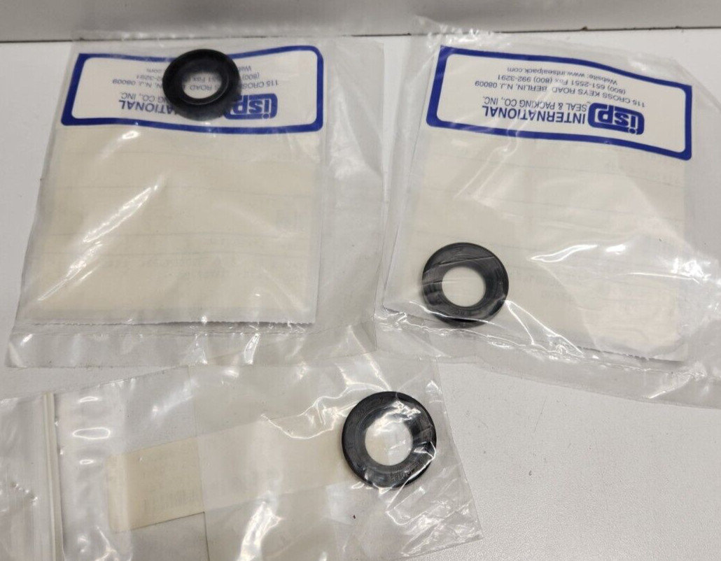 LOT OF 3 NEW OLD STOCK! ISP 17MM X 30MM X 7MM OIL SEALS 17X30X7