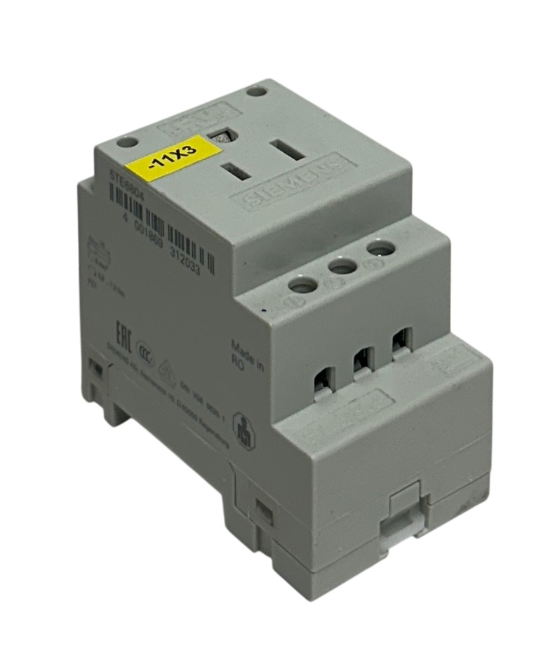 SIEMENS 5TE6804 OEM SOCKET OUTLET 15A 125VAC SenSchuko SOCKET USNP